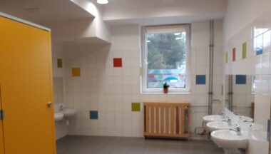 Zdjęcie dla artykułu Remont łazienki w Przedszkolu zakończony!
