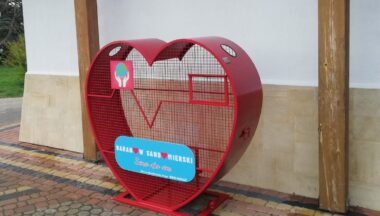 Zdjęcie dla artykułu Serce na nakrętki w Baranowie Sandomierskim!