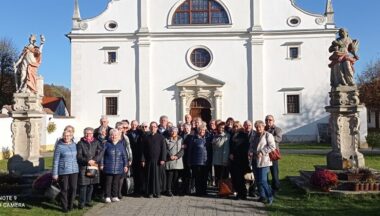 Zdjęcie dla artykułu Seniorzy poznają piękno naszej ojczyzny!