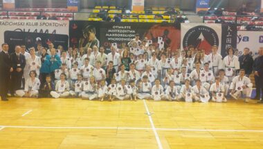 Zdjęcie dla artykułu Młodzi karatecy w znakomitej formie! Sportowa rywalizacja znów zakończona sukcesem!