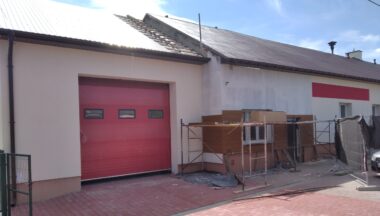 Zdjęcie dla artykułu Trwa remont remizy strażackiej w Ślęzakach! Prace postępują zgodnie z planem!