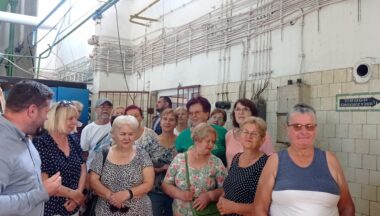 Zdjęcie dla artykułu Jak można przeciwdziałać suszy, by w przyszłości nie zabrakło wody w naszym kraju? Odpowiedzi na to pytanie szukali seniorzy z UTW!