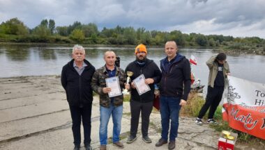 Zdjęcie dla artykułu III Wiślane Regaty Kajakowe o Puchar Burmistrza Miasta i Gminy Baranów Sandomierski! Kto został najlepszym kajakarzem?
