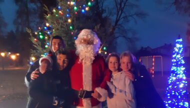 Zdjęcie dla artykułu Św. Mikołaj odwiedził Skopanie Osiedle