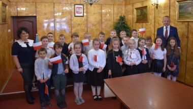 Zdjęcie dla artykułu Uczniowie z wizytą w Urzędzie!