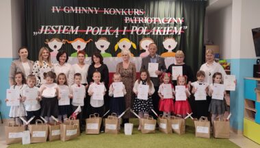 Zdjęcie dla artykułu Gminny Konkurs Patriotyczny pn. „Jestem Polką i Polakiem” rozstrzygnięty!