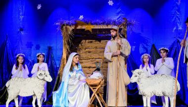 Zdjęcie dla galerii Gminne Jasełka w ŚDK w Skopaniu