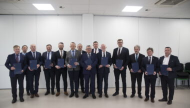 Zdjęcie dla artykułu Porozumienie w sprawie mobilności w Naszym regionie podpisane!