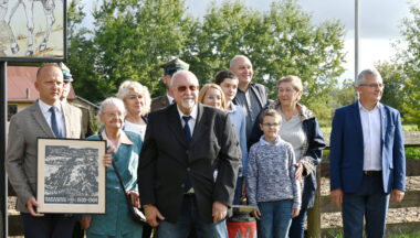 Zdjęcie dla galerii Obchody 85 rocznicy przeprawy Armii Kraków przez Wisłę
