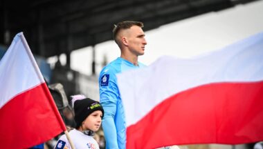 Zdjęcie dla artykułu SKO w Ślęzakach wzięło udział w eskorcie  na mecz Fks Stal Mielec – Puszcza Niepołomice