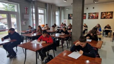 Zdjęcie dla artykułu Gminne eliminacje Ogólnopolskiego Turnieju Wiedzy Pożarniczej „Młodzież Zapobiega Pożarom” za nami!