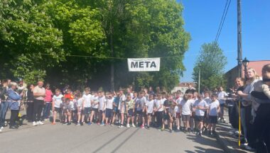 Zdjęcie dla artykułu Bieg Papieski w Skopaniu – Sportowe Obchody 105. Rocznicy Urodzin Papieża