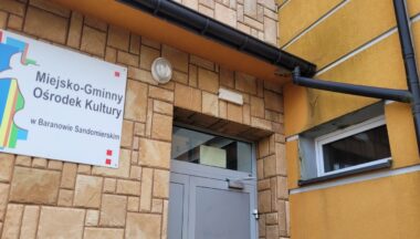 Zdjęcie dla artykułu Nowa energia dla kultury! Miejsko-Gminny Ośrodek Kultury w Baranowie Sandomierskim przechodzi eko-rewolucję!