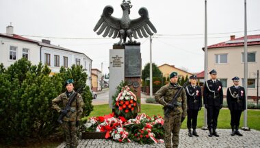 Zdjęcie dla artykułu Uroczyste Obchody Święta Niepodległości w Gminie Baranów Sandomierski