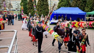 Zdjęcie dla galerii Gminny Konkurs Palm Wielkanocnych w Skopaniu – zdj. T. Młyniec